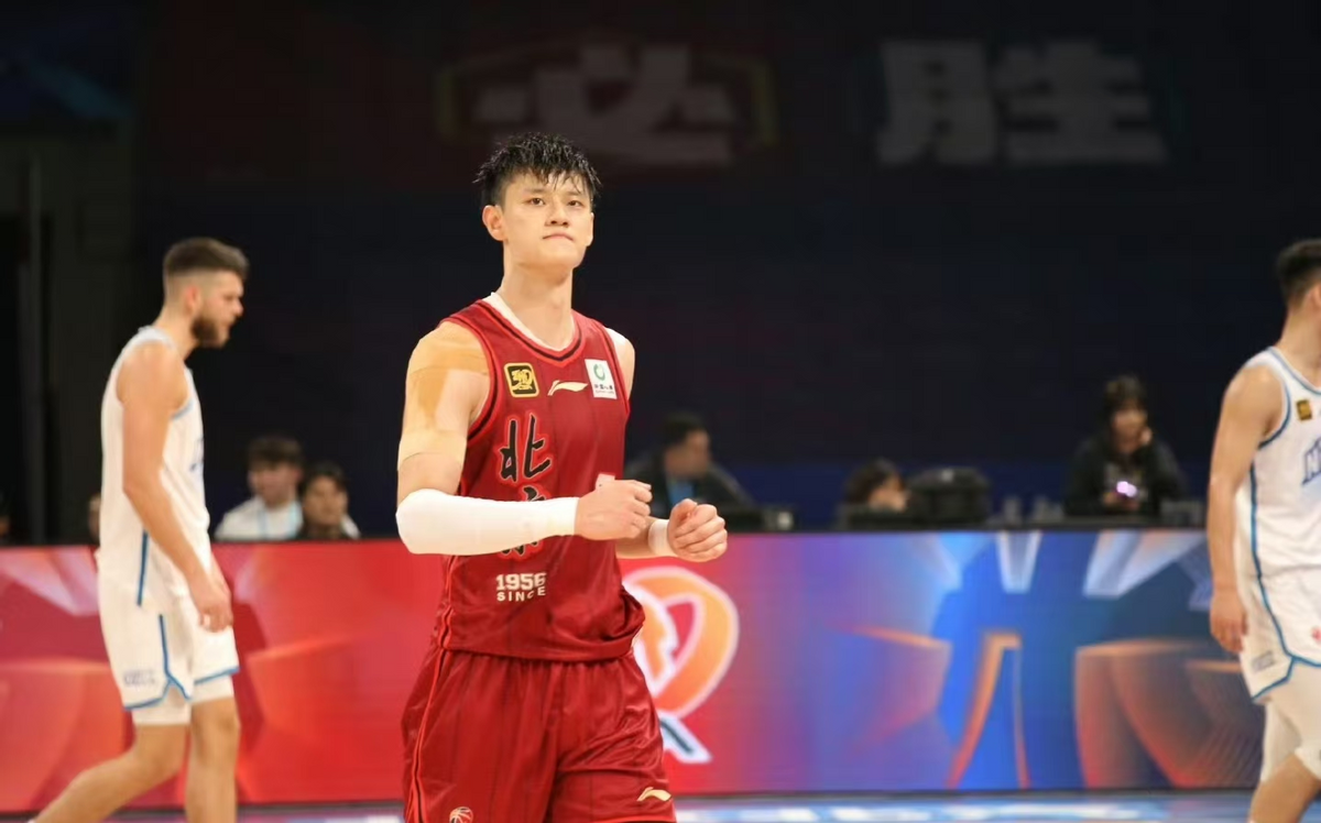 在辽宁队赛场上演CBA季后赛,破门,引发全场沸腾的简单介绍 在辽宁队赛场上演CBA季后赛,破门,引发全场沸腾的简单介绍