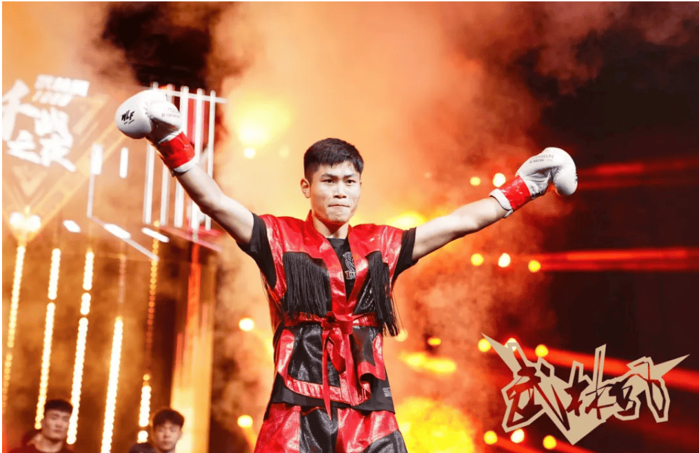 乐鱼体育官方入口-泰国拳击选手勇夺金牌，技艺堪称一绝