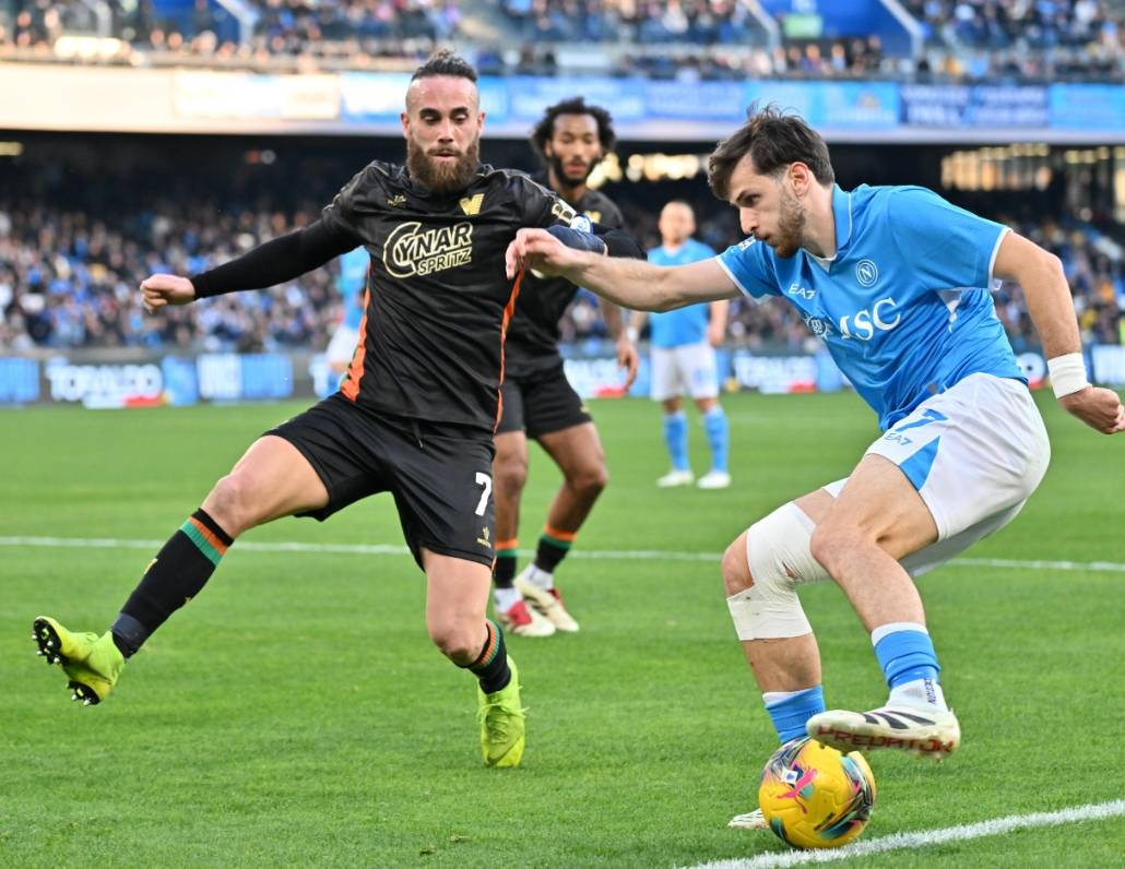 佛罗伦萨主场击败都灵,实力尽显无遗的简单介绍 佛罗伦萨主场击败都灵,实力尽显无遗的简单介绍