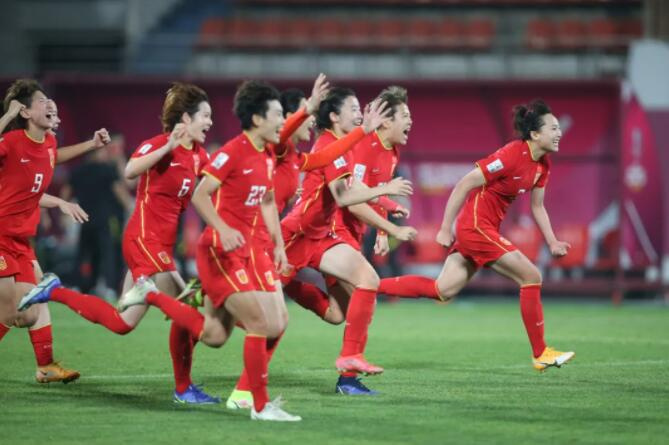 乐鱼体育官方-包含世界杯热身赛：国际女足再度露锋芒的词条