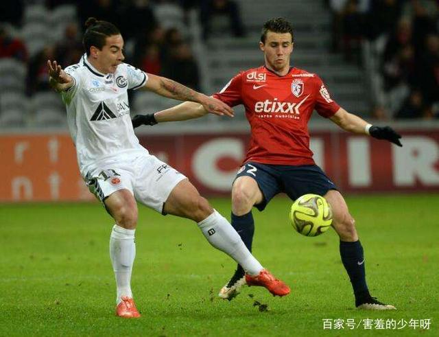 乐鱼体育竞技-兰斯客场逆转击败门兴格拉德巴赫，取得联赛三分的简单介绍