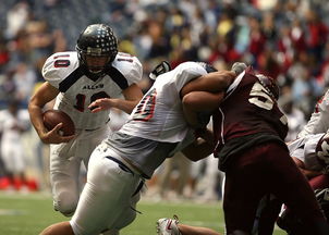 乐鱼体育视频-河床前锋线组合默契提升，世俱杯争冠利器