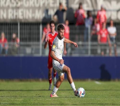 德累斯顿球员集体亮眼，斩获宝贵分的简单介绍