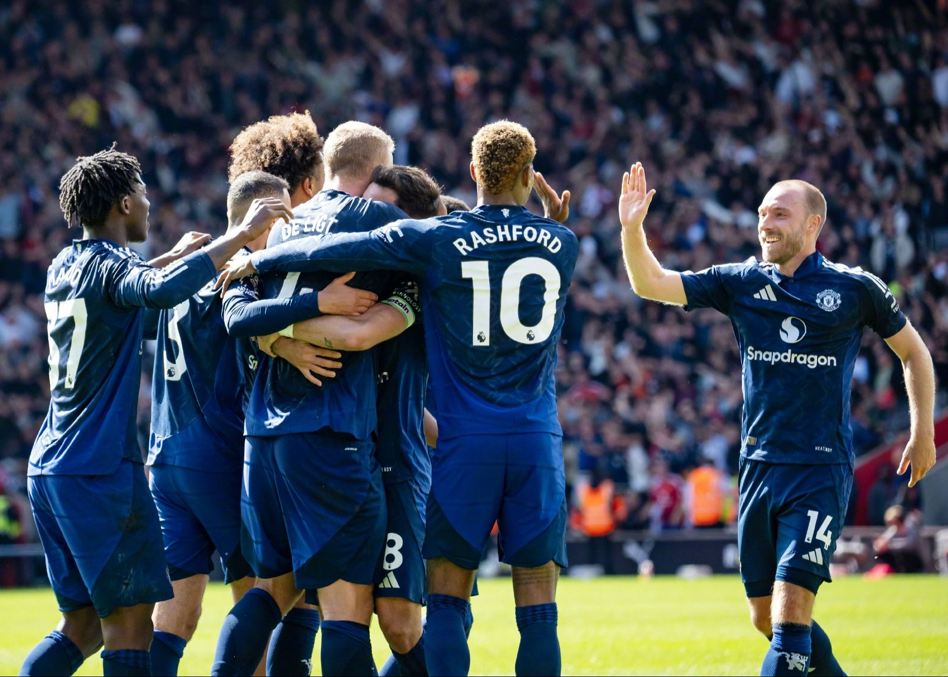 曼联客场大胜，前四席位争夺局势不明朗的简单介绍