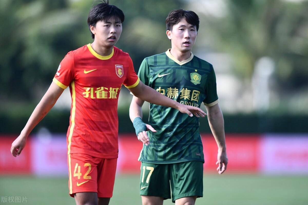 包含北京国安连胜，稳居中超前四位置的词条