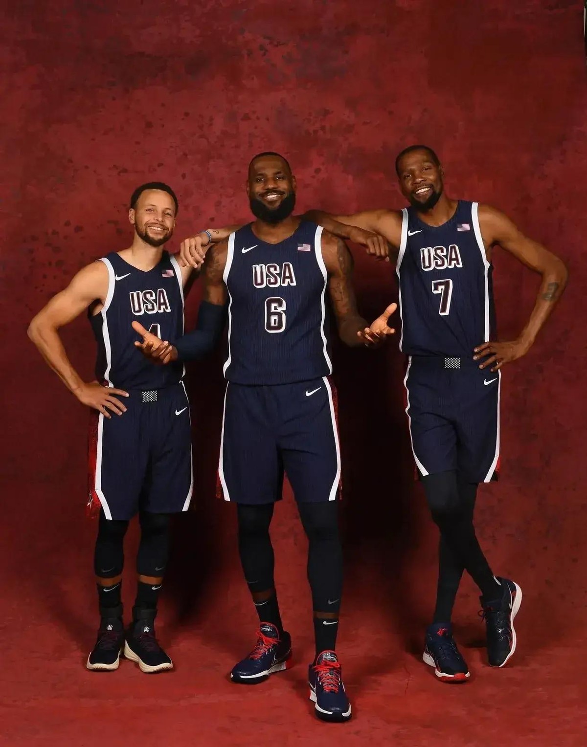 竞争激烈的篮球世界锦标赛,各队争夺战略激烈的简单介绍 竞争激烈的篮球世界锦标赛,各队争夺战略激烈的简单介绍