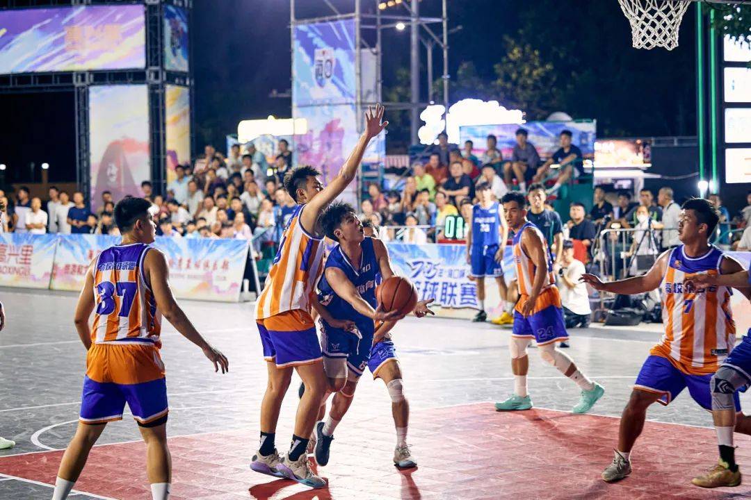 乐鱼体育官方登录入口-篮球风云再起，精彩战役正酣的简单介绍