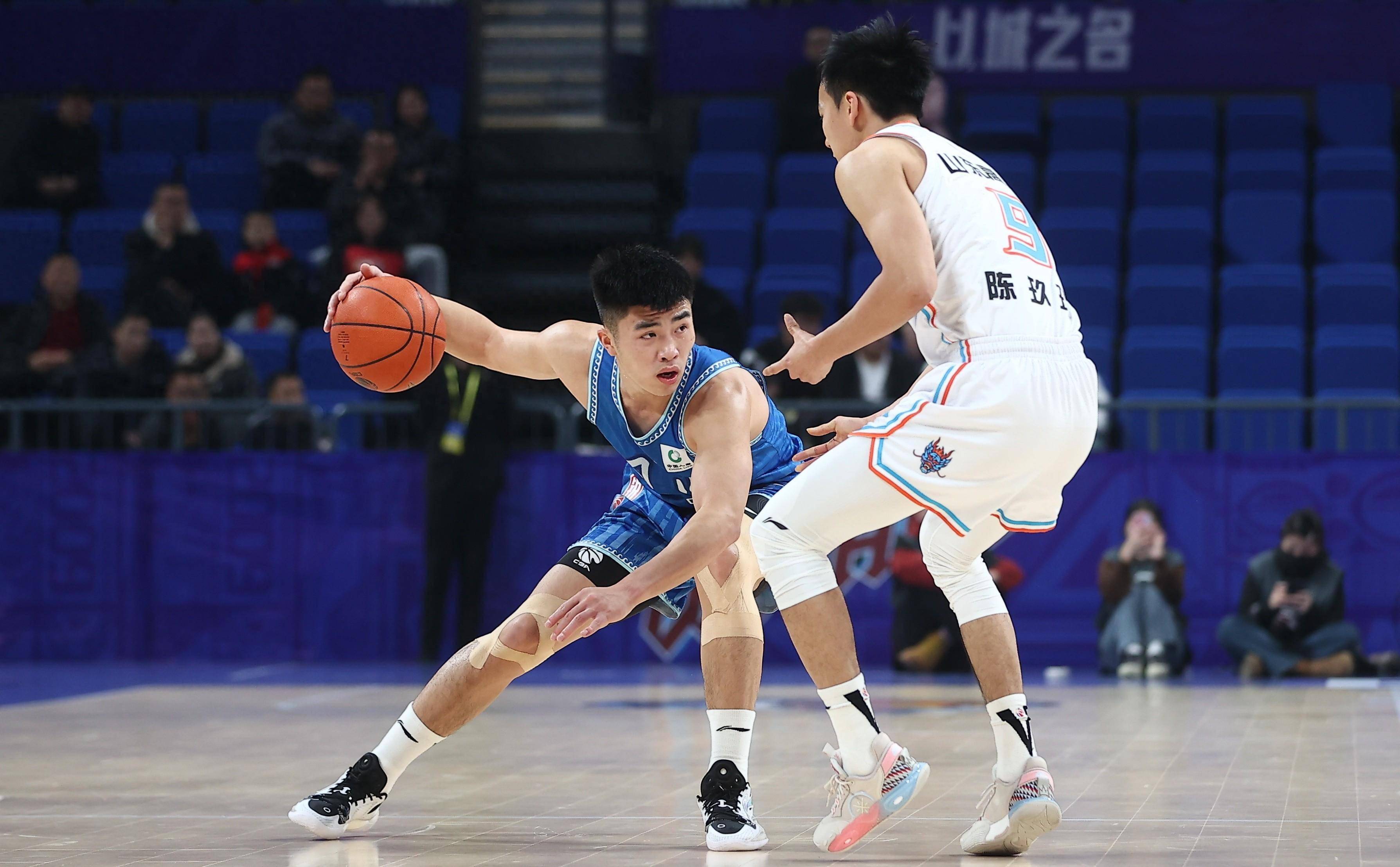 乐鱼体育视频-包含四川金强不敌强敌，球队战绩再度受挫的词条