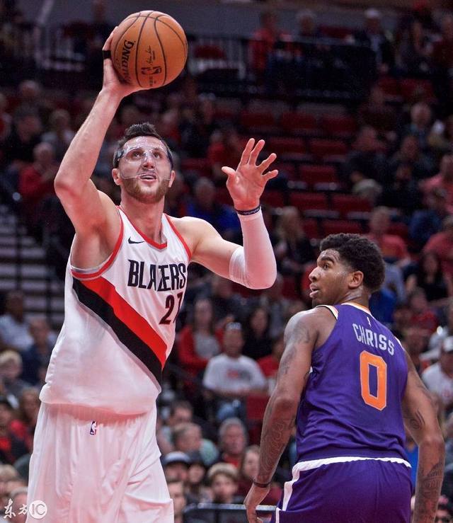 拓荒者逆转太阳,利拉德关键时刻挺身而出 拓荒者逆转太阳,利拉德关键时刻挺身而出