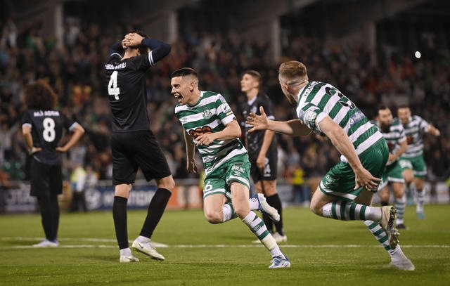 乐鱼体育下载-欧洲顶尖球队实力碰撞，现场火爆的简单介绍